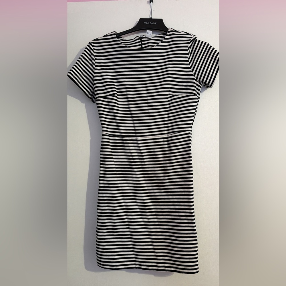 Old Navy Black & White Striped Short Sleeve Mini Dress